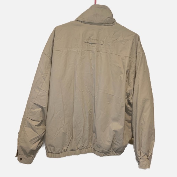 London Fog lined coat for men.  Size Large. Rain resistant. Barely used. - Picture 6 of 6